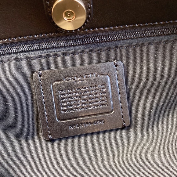 Coach City tote in signature - Picture 9 of 9